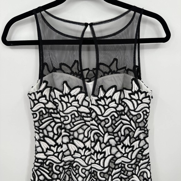 Aidan Mattox Sleeveless Lined Crochet Floral Applique Sheath Dress Womens Size 0 - Picture 5 of 8